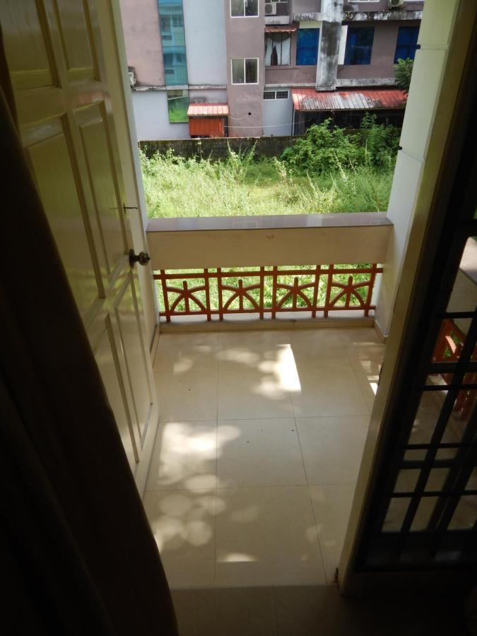 Royal Homes Kochi Екстериор снимка